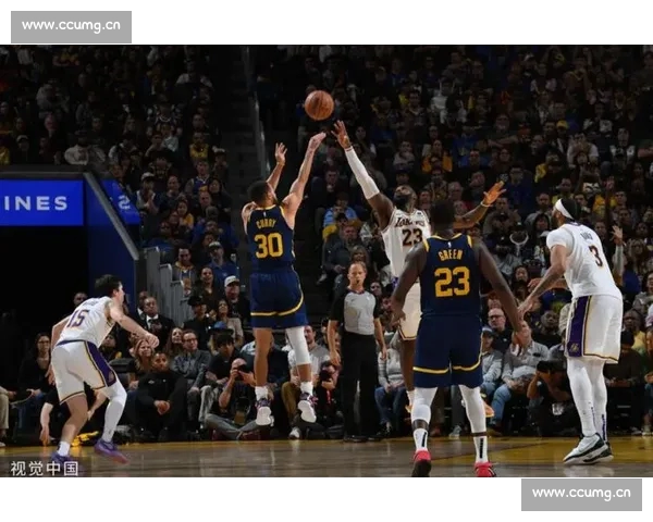 全程聚焦NBA赛场精彩瞬间实时直播体验